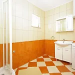 With Parking Space Sumartin, Brac - 24131 아파트 *